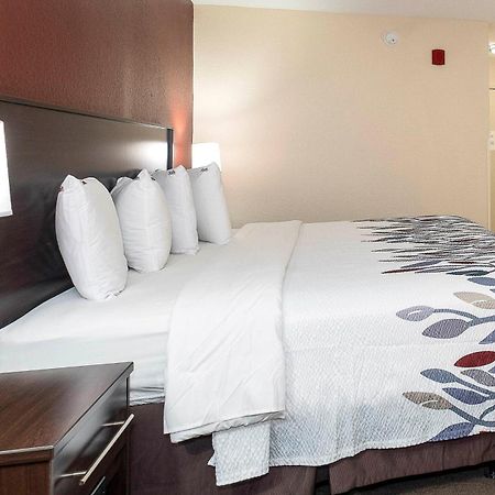 Red Roof Inn Гафни Екстериор снимка