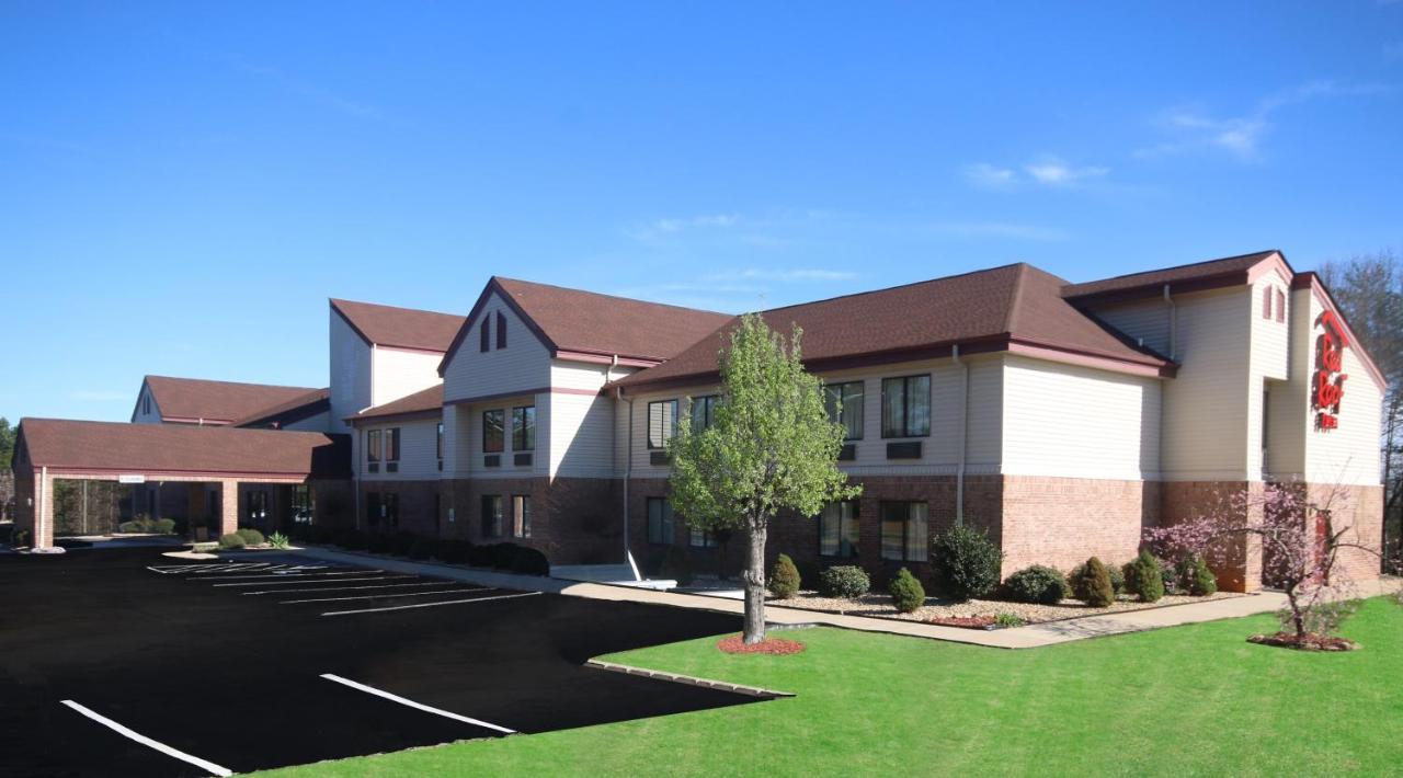 Red Roof Inn Гафни Екстериор снимка
