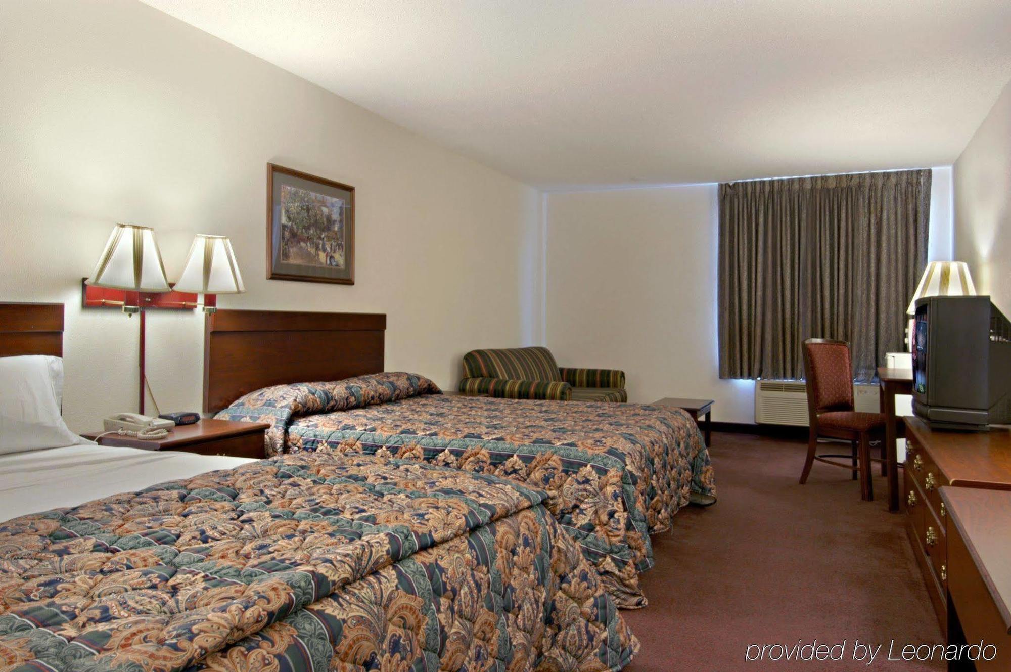 Red Roof Inn Гафни Екстериор снимка